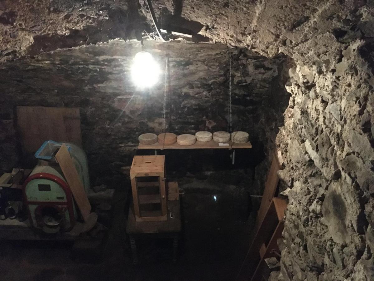 Antica Sosta Dei Viandanti Bed & Breakfast Cadenazzo ภายนอก รูปภาพ